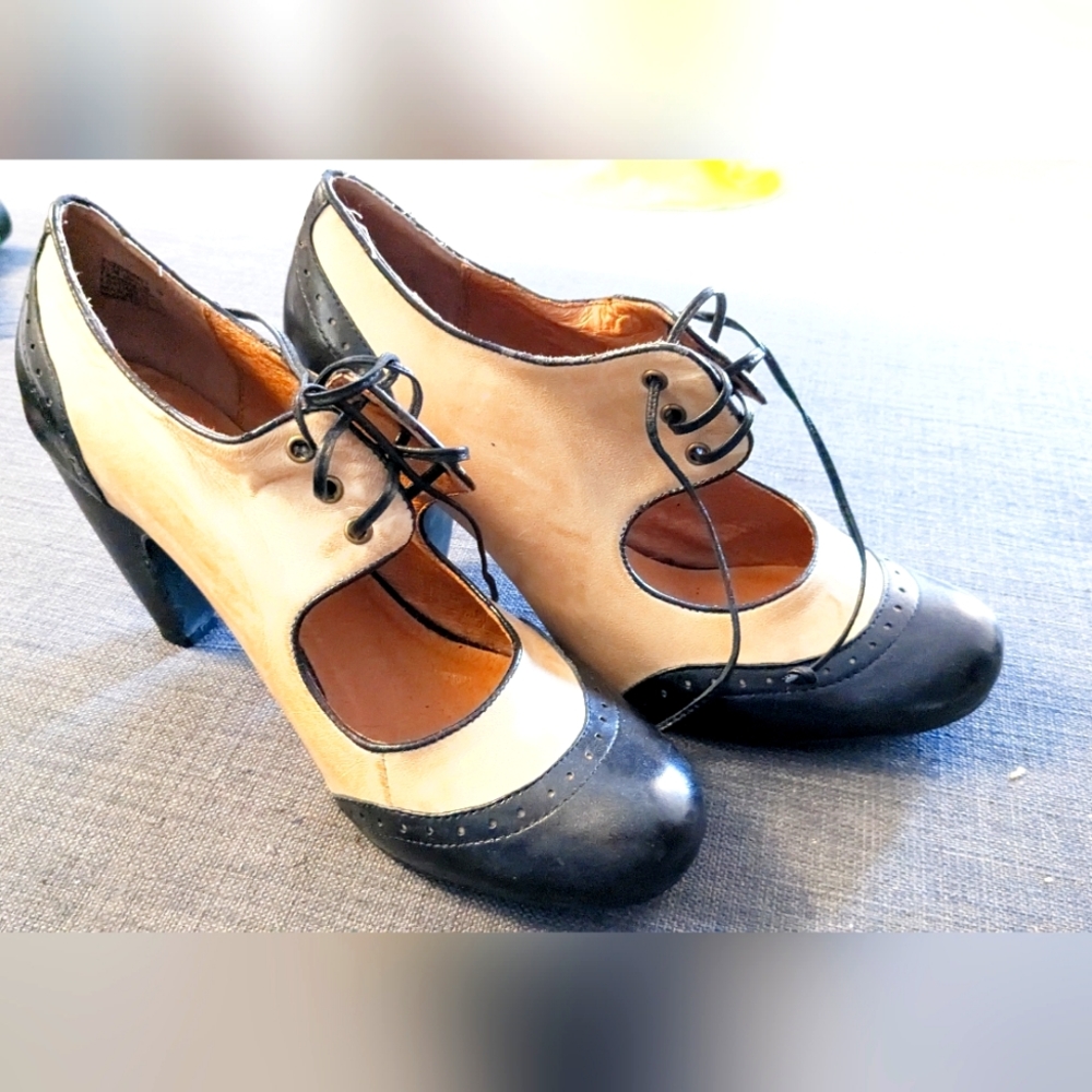 Miz Mooz Symphony Pumps